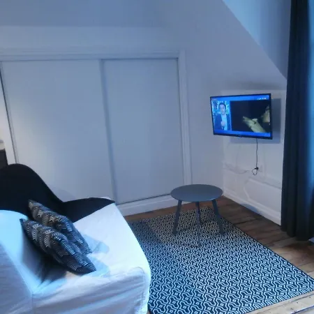 Studio De Charme Entre Loire Et Chateau 아파트 *